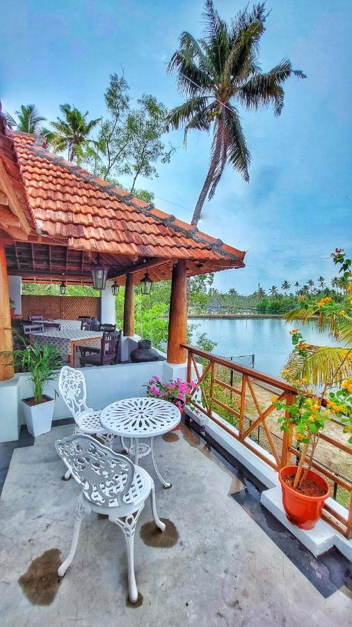 Hotel Vala House Cherai Beach Exterior foto