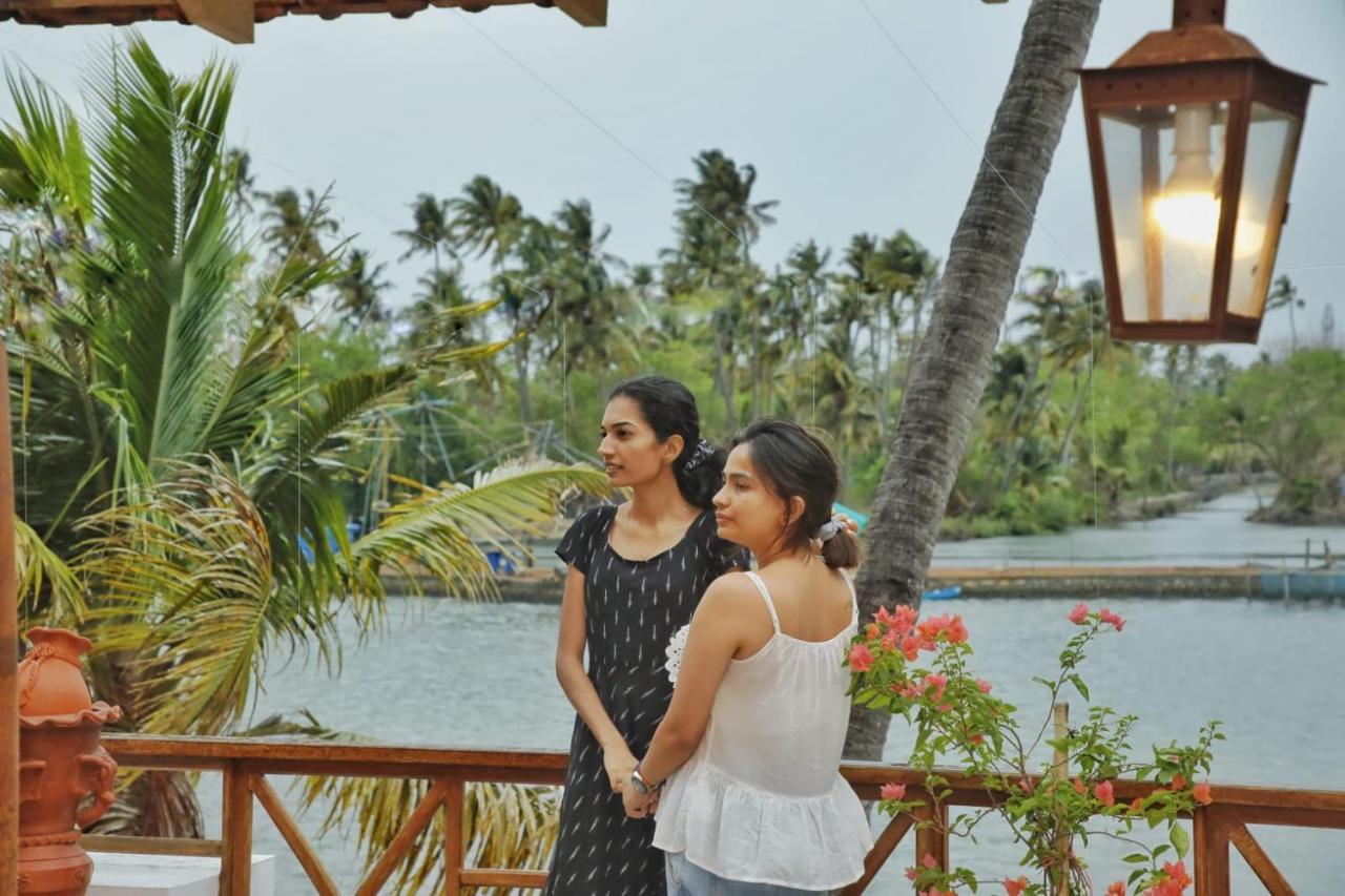 Hotel Vala House Cherai Beach Exterior foto